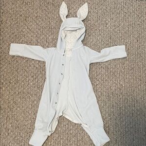 LIVLY Bunny Overall (like new, 6-9 mos)